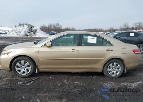2010 Toyota Camry Le from USA, damaged, VIN 4T1BF3EK5AU032239